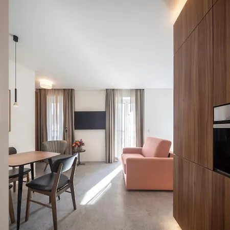 Lsa Avenida By Numa 4*